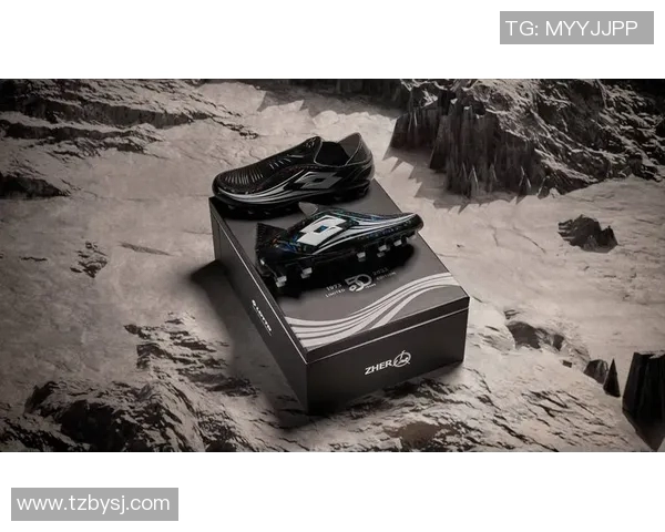 足球鞋袋球星图案设计大汇总 多款经典图案与球星风采全解析